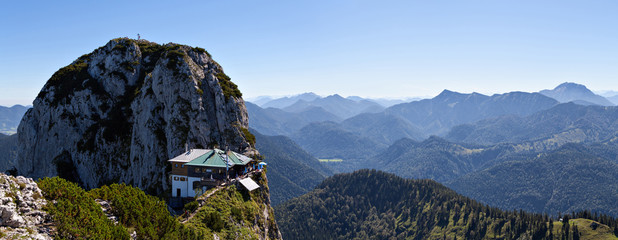 Berghütte mit Panorama