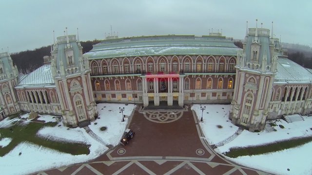 Tractor removes snow near entrance of Catherine palace