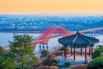 Naklejka premium Most Banghwa w Seulu w Korei