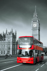 Fototapeta na wymiar Bus in London