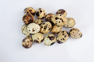 Fototapeta premium quail eggs on white background
