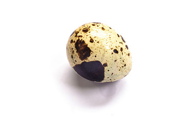Obraz premium Crack quail eggs on white background