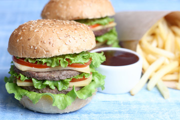 Hamburger Burger Cheeseburger, fried potato and ketchup