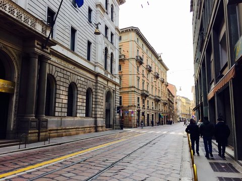 Milano, Via Meravigli