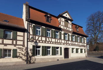 Fototapeta na wymiar Fachwerkhaus in Heilsbronn