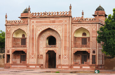 Entrance of the Tomb of I timad ud Daulah in Agra, Uttar Pradesh