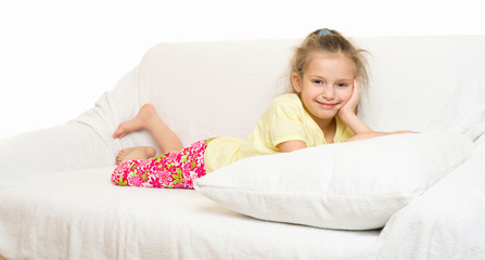 Naklejka premium little girl in bed