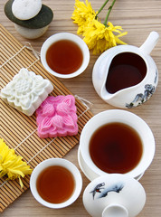 Mooncake and Chinese Tea