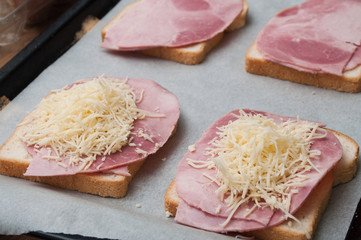 préparation croques monsieur