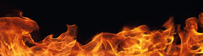 Fototapete Flamme brennende Feuerflamme auf schwarzem Hintergrund