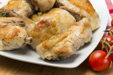Pollo en ajillo