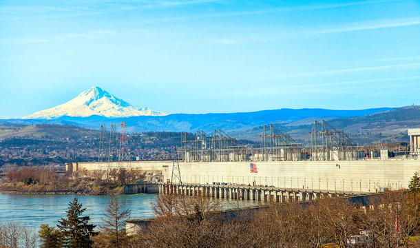 The Dalles-Talsperre in Oregon