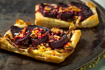 Baked beet and Feta tart with honey glaze