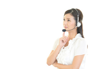 真剣な表情のオペレーター