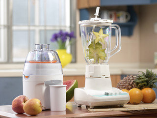 Juice extractor