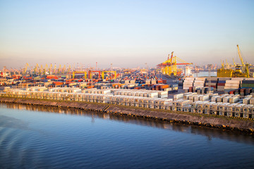 Fototapeta premium The ship sails past the cargo terminal.