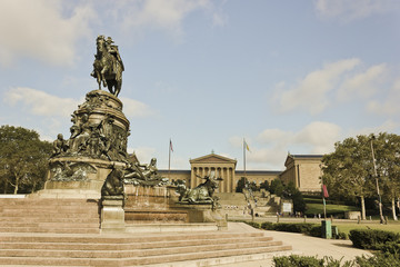Washington Monument, Eakins Oval & Philadelphia Museum of Art