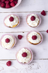 Muffins mit Himbeeren