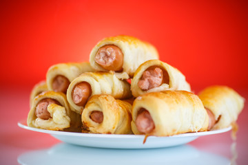 sausage baked in pastry
