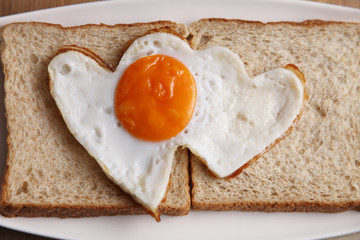 love shape fried egg