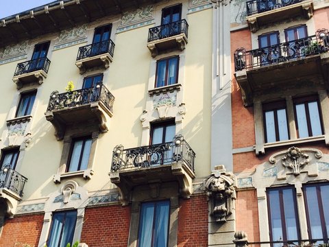 Milano, Casa Laugier