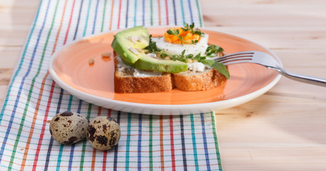 sandwiches with eggs