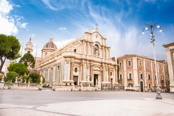 Piazza del Duomo in Catania , Sicily - obrazy, fototapety, plakaty