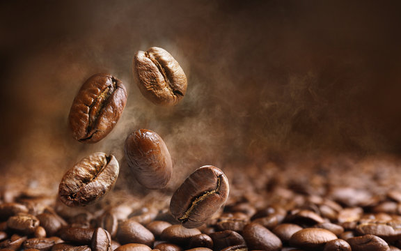 Coffee beans close up © Africa Studio