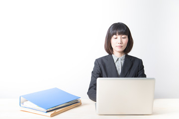 白バックOLポートレート