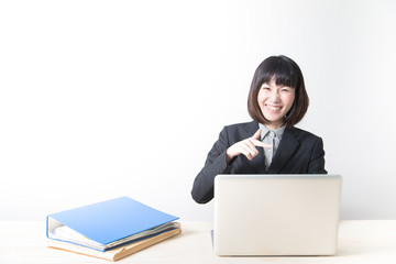 白バックOLポートレート