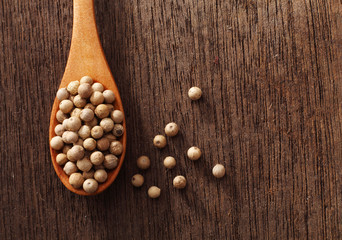 white  peppercorns