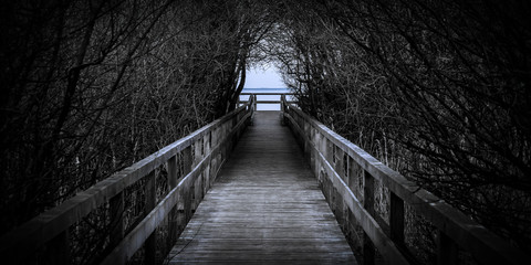 Blau am Ende des Tunnels