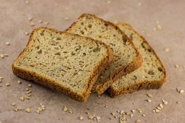 Sliced Bread with Oats