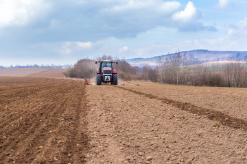 Naklejka premium Spring field works