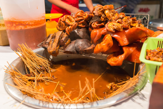 boiled pork skewer