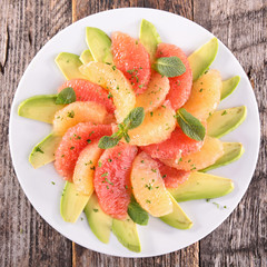 grapefruit and avocado salad