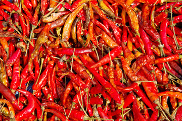 Naklejka premium Dried Red Chilli Background