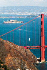 Alcatraz Island and Golden Gate Bridge in san Francisco