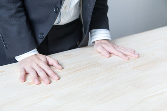 ビジネスマンの手元