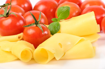 käse,tomate,basilikum