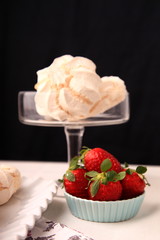 fragole e meringhe