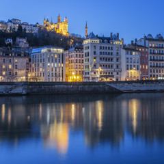 Fototapeta premium Lyon with Saone river by night