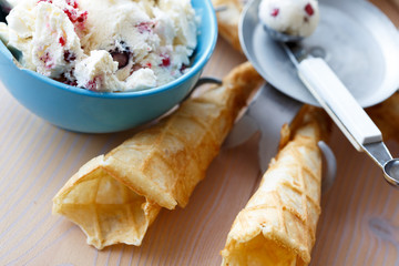 Berry ice creame and waffles