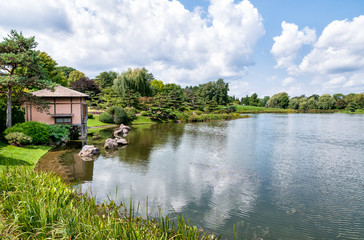 Fototapeta premium Japanese Garden area of Chicago Botanic Garden
