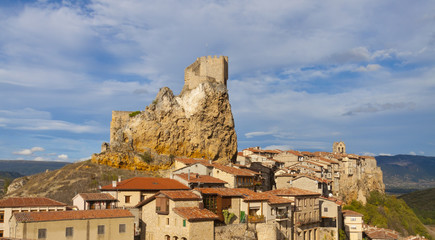 Obraz premium City Castle Frias, Burgos, Spain.