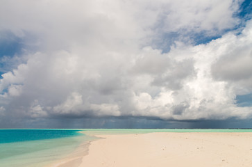 Fototapeta na wymiar White sand of Maldivian Island