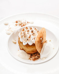 apple cake with meringue