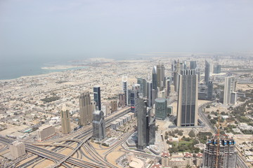 Fototapeta na wymiar Dubai SZ road