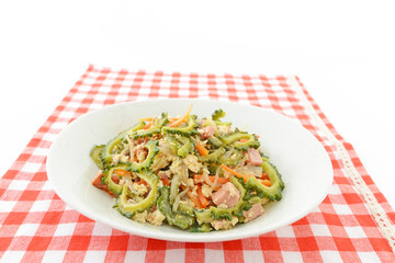 沖縄料理のゴーヤチャンプルー