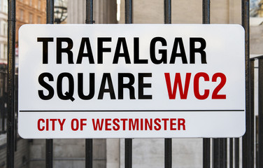 Fototapeta premium Trafalgar Square Sign in London